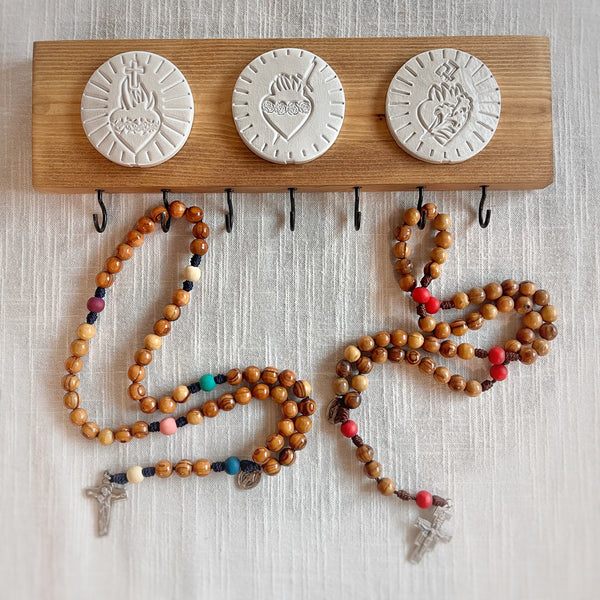 Three Holy Family Hearts Intaglio Rosary Hanger