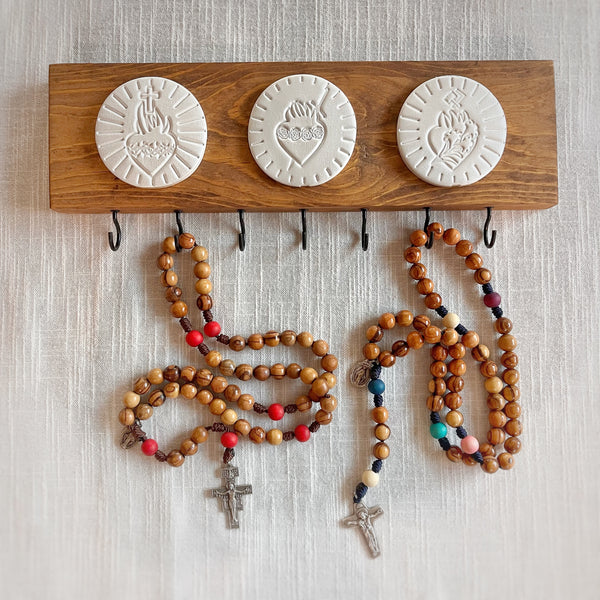 Three Holy Family Hearts Intaglio Rosary Hanger