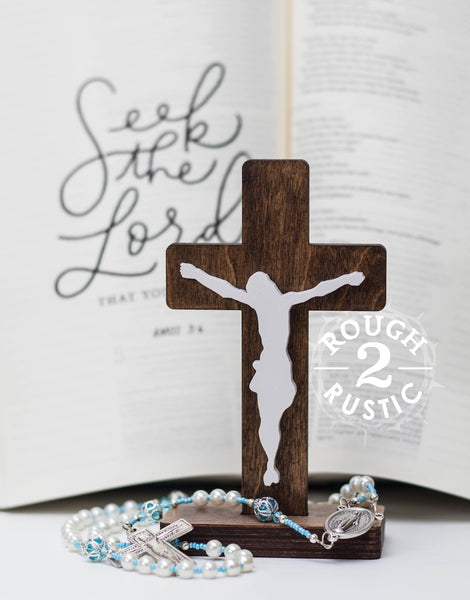5.5 Inch Standing Traditional Style Crucifix