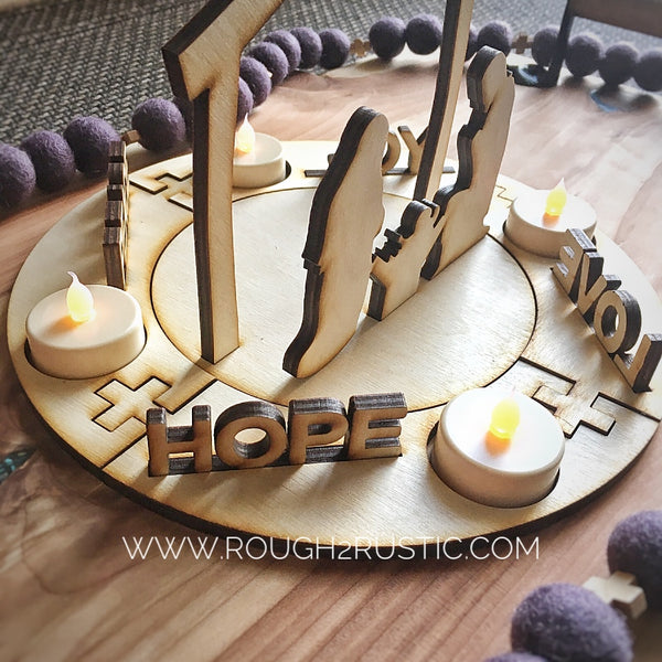 Adjustable Wood Advent Wreath (11 pieces)