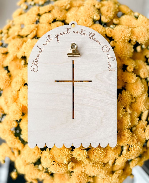 Eternal rest frame with clip