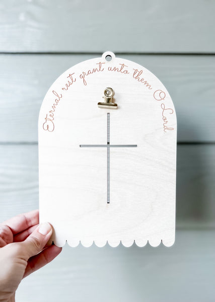 Eternal rest frame with clip