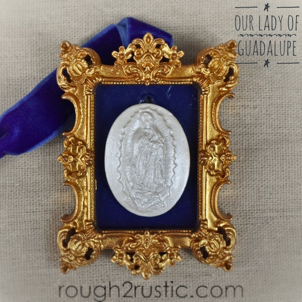 Gold and Blue Framed Intaglio Ornaments