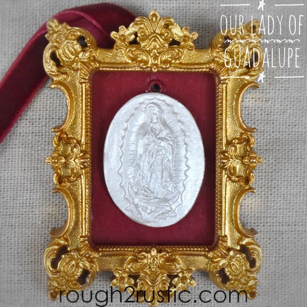 Gold and Red Framed Intaglio Ornaments