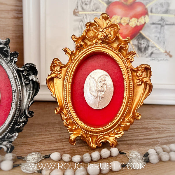 Sorrowful Mother 7 Blooms Lily of the Valley Intaglio in Mini Frame