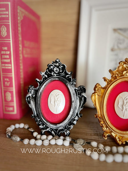 Sorrowful Mother 7 Blooms Lily of the Valley Intaglio in Mini Frame