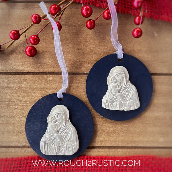 Mary and Jesus Intaglio Ornament Set