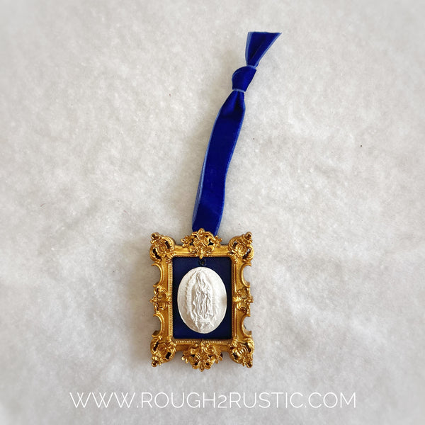 Gold Framed Intaglio Ornaments