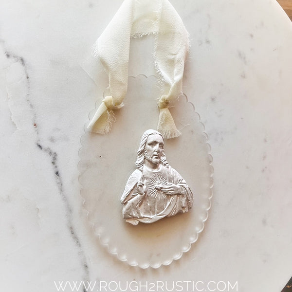 Sacred Heart and Immaculate Heart Intaglio on Scalloped Edge Acrylic Wall Hanging