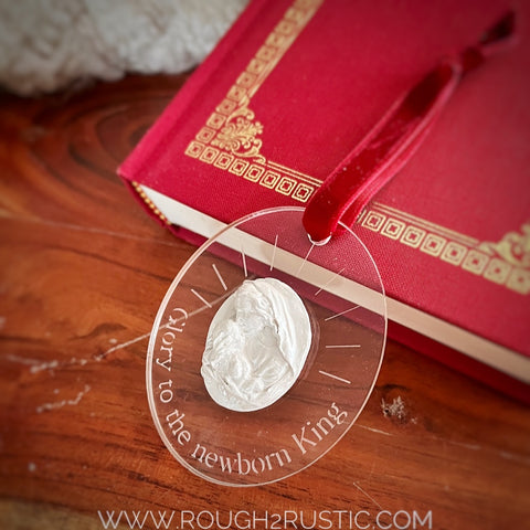 Glory to the Newborn King Ornament