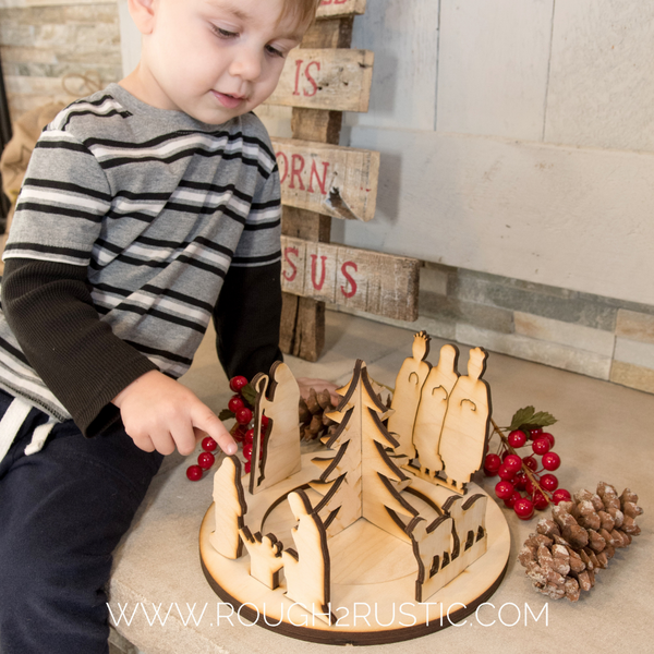 10 Piece Wood Advent/Nativity Wreath