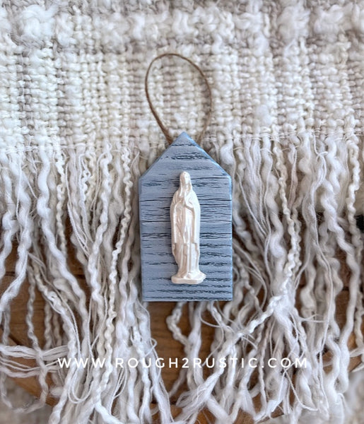 Mini Mary Shrine Ornament
