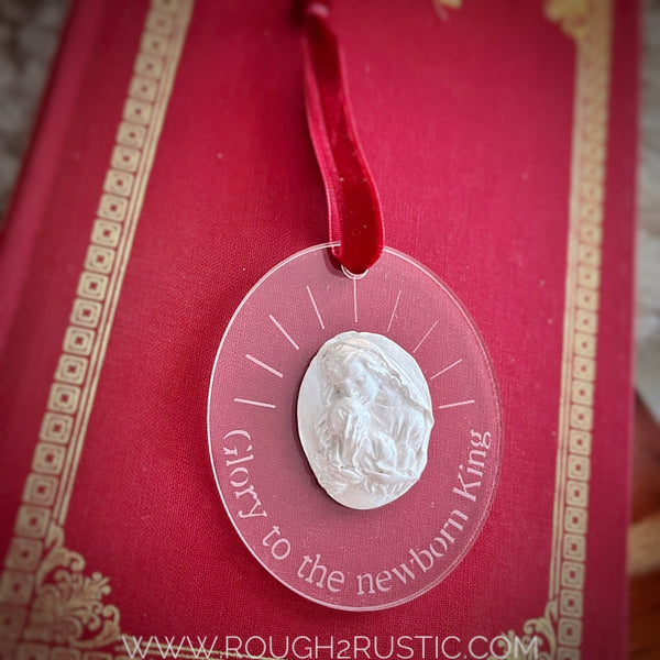 Glory to the Newborn King Ornament